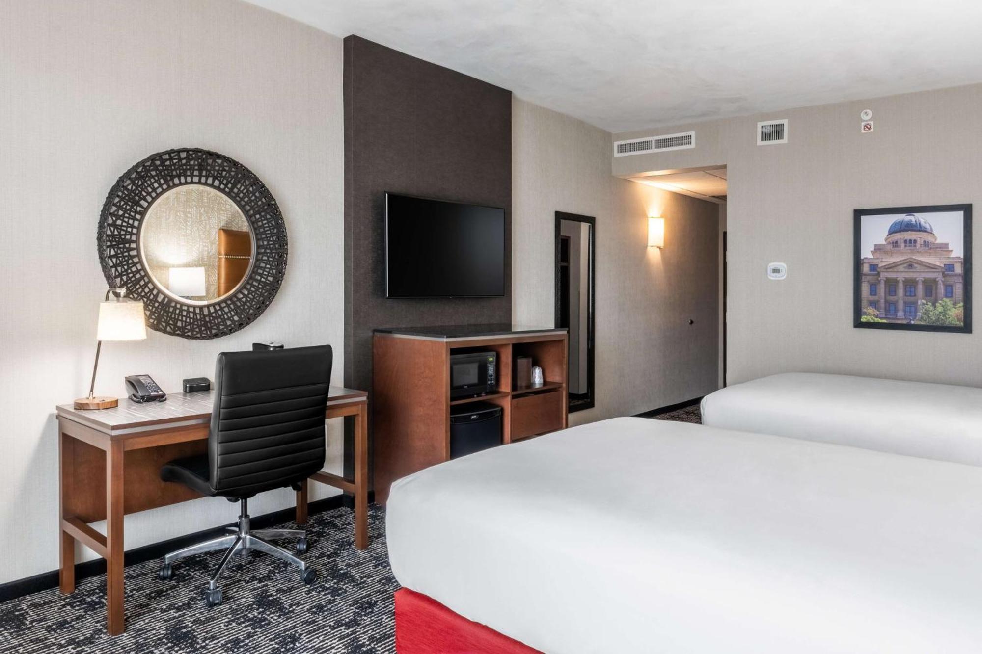 Drury Plaza Hotel College Station Eksteriør billede