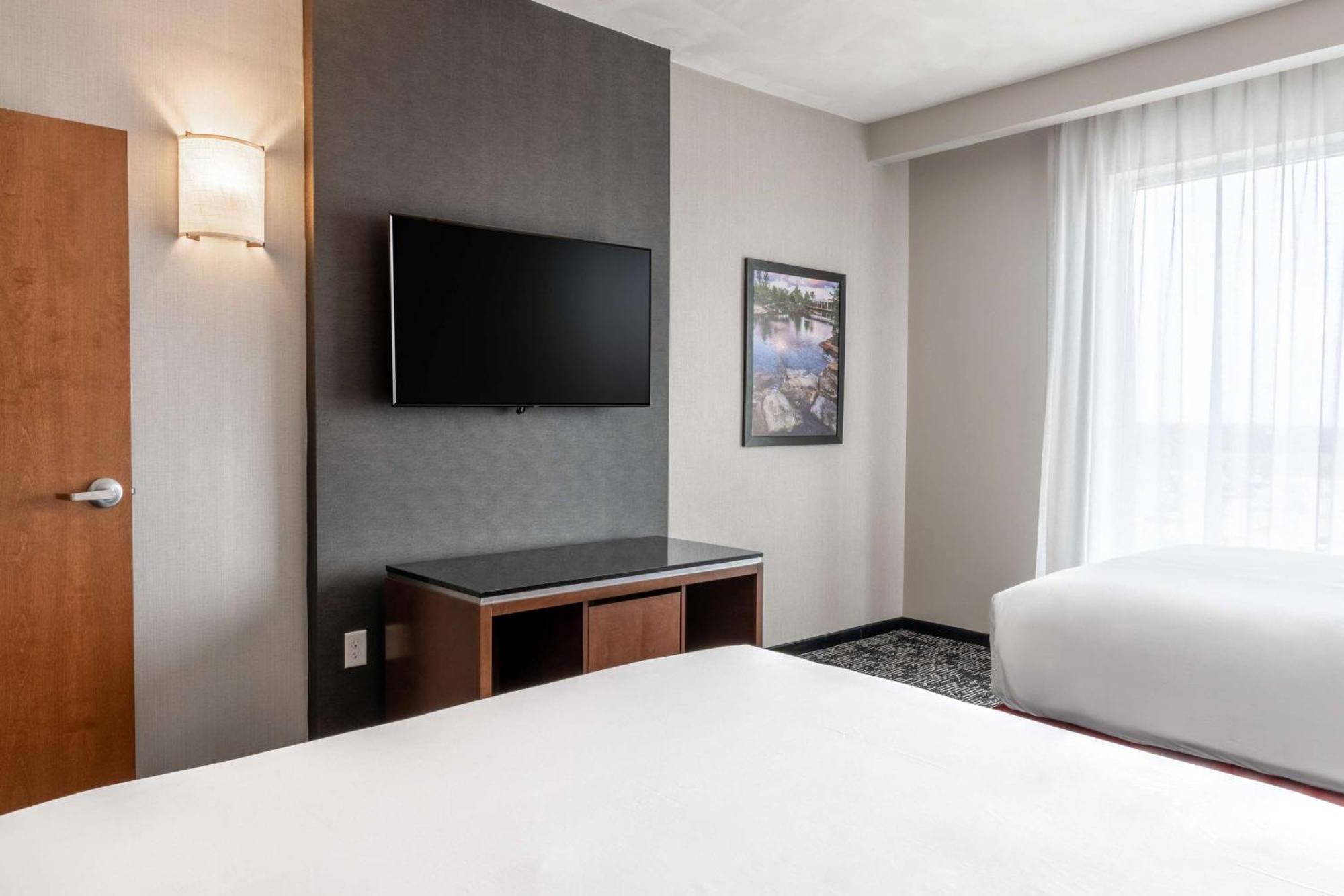 Drury Plaza Hotel College Station Eksteriør billede